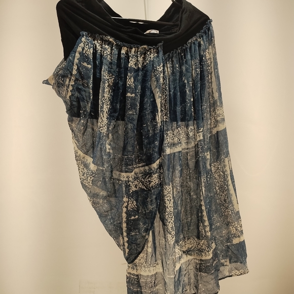 Free People skirt, sheer, size Medium. 2 for $20 - Picture 3 of 5